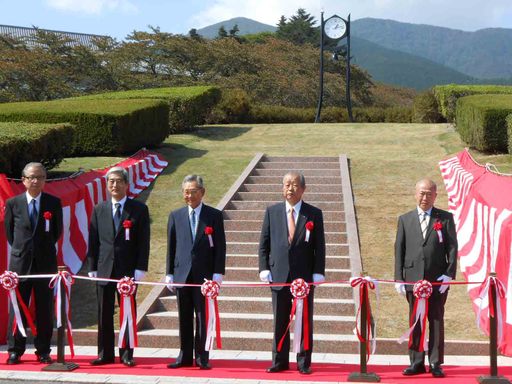 活動記録（冨士霊園法人50周年記念時計台除幕式）.jpg