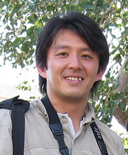 JinAkino2.jpg